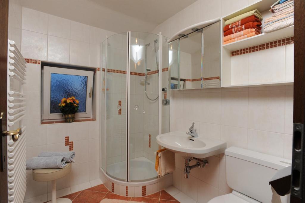 Hotel Haus Moosbrugger Reutte Zimmer foto